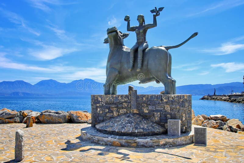 Europastaty i Agios Nikolaos, Kreta, Grekland arkivfoton Europastaty i Agios Nikolaos, Kreta, Grekland arkivfoton