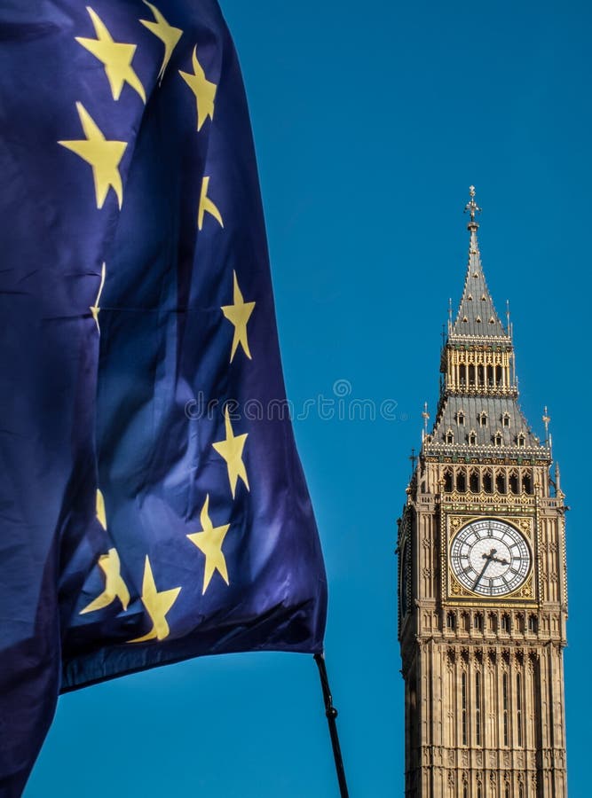 Europejska Zrzeszeniowa flaga przed Big Ben, Brexit UE zdjęcia royalty free Europejska Zrzeszeniowa flaga przed Big Ben, Brexit UE zdjęcia royalty free