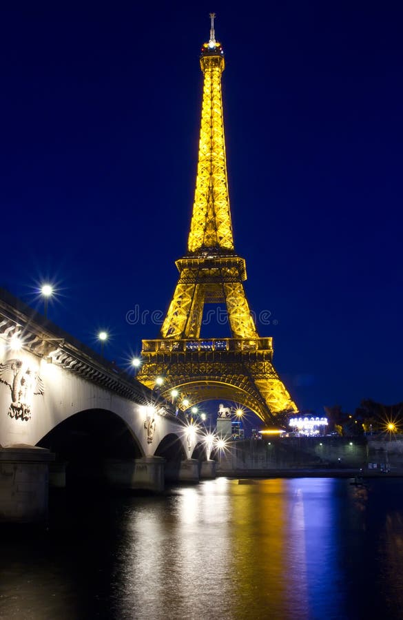 Evening Paris, France editorial stock photo. Image of bridge - 46142233