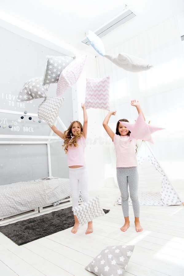 Evening Time For Fun Sleepover Party Ideas Sisters Play Pillows Bedroom Party Pillow Fight