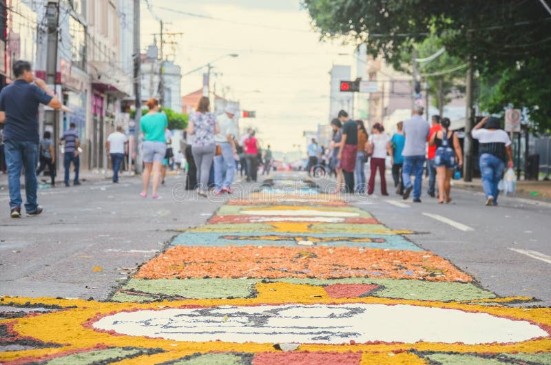 Download Evento Di Festa Del Corpus Christi Nel Ms Grande Del Campo Fotografia Editoriale - Immagine di festa, giovedì: 117979941