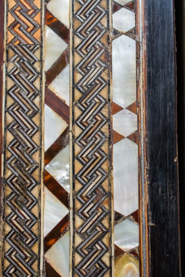 Example of Mother of Pearl inlays