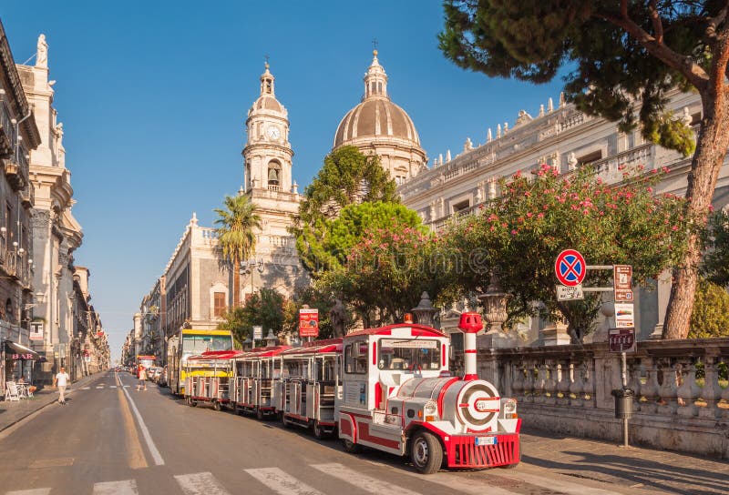 catania city tour train