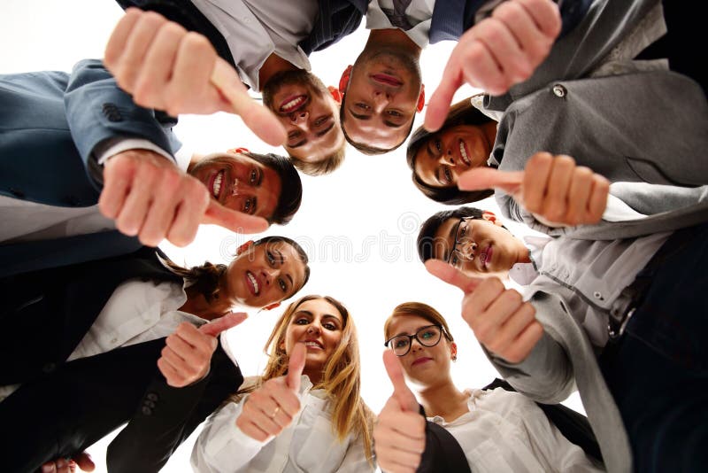 Executivos que estão no círculo imagens de stock royalty free Executivos que estão no círculo imagens de stock royalty free