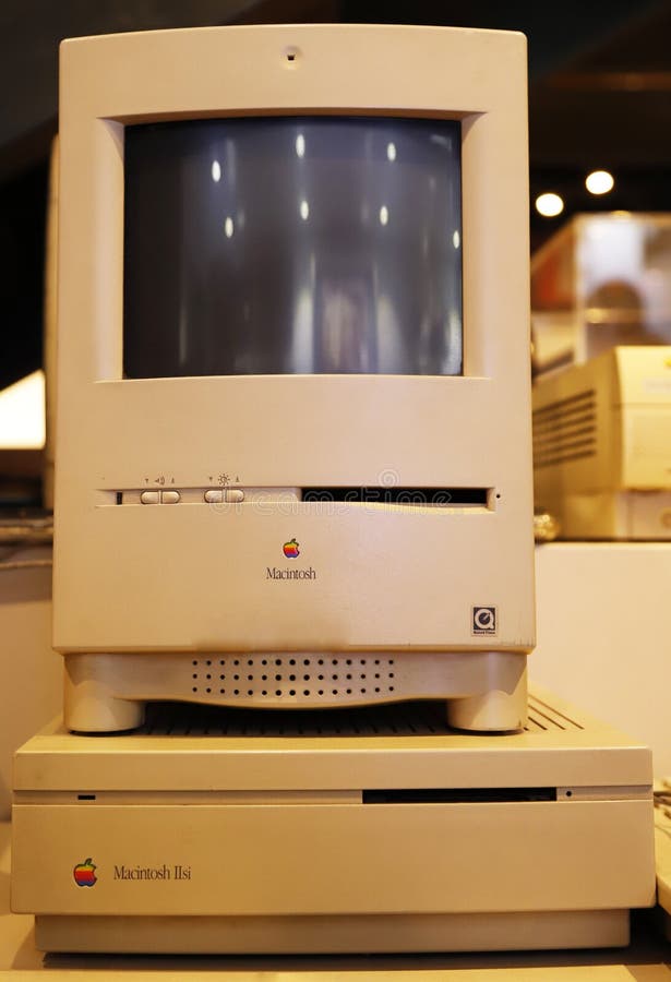 Exhibition of old Apple Macintosh Classic Personal computers