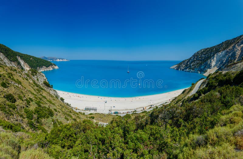 Exotisch Myrtos-Strand in Kefalonia, Griekenland stock afbeelding Exotisch Myrtos-Strand in Kefalonia, Griekenland stock afbeelding