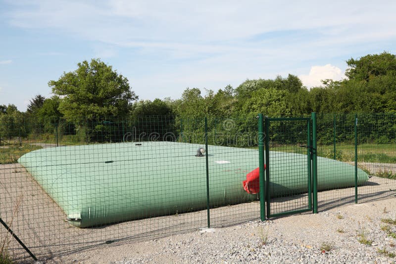 Expandable Water Storage Balloon