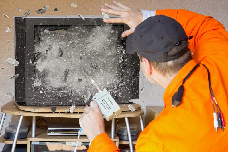 Explosion av TV royaltyfri bild Explosion av TV royaltyfri bild