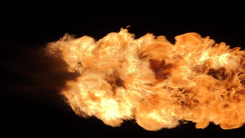Explosión de la bola de fuego, cámara de alta velocidad, llama aislada del fuego en fondo negro stock de ilustración