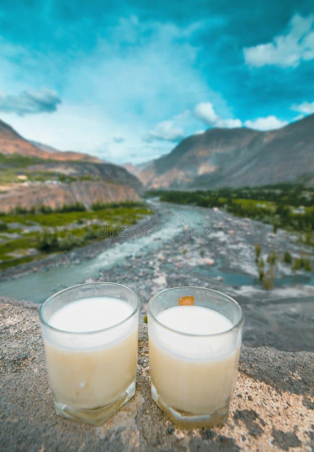 exponeringsexponeringsglas mjölkar skyttekortslutning fotografering för bildbyråer exponeringsexponeringsglas mjölkar skyttekortslutning fotografering för bildbyråer