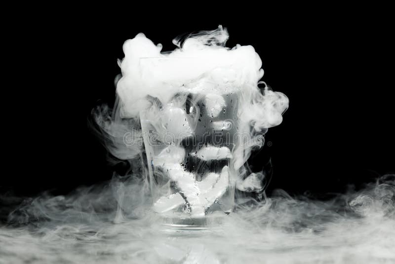 Exponeringsglas av vatten med isdunsten