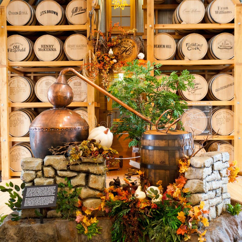 Exposition au centre d'héritage de bourbon de distilleries de côte de ciel. photo stock Exposition au centre d'héritage de bourbon de distilleries de côte de ciel. photo stock