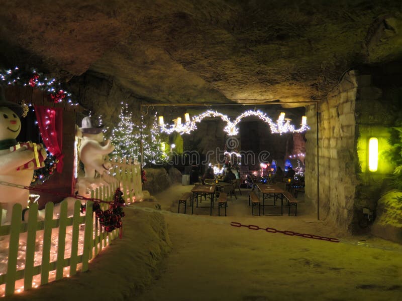 Exposição do Natal na caverna holandesa