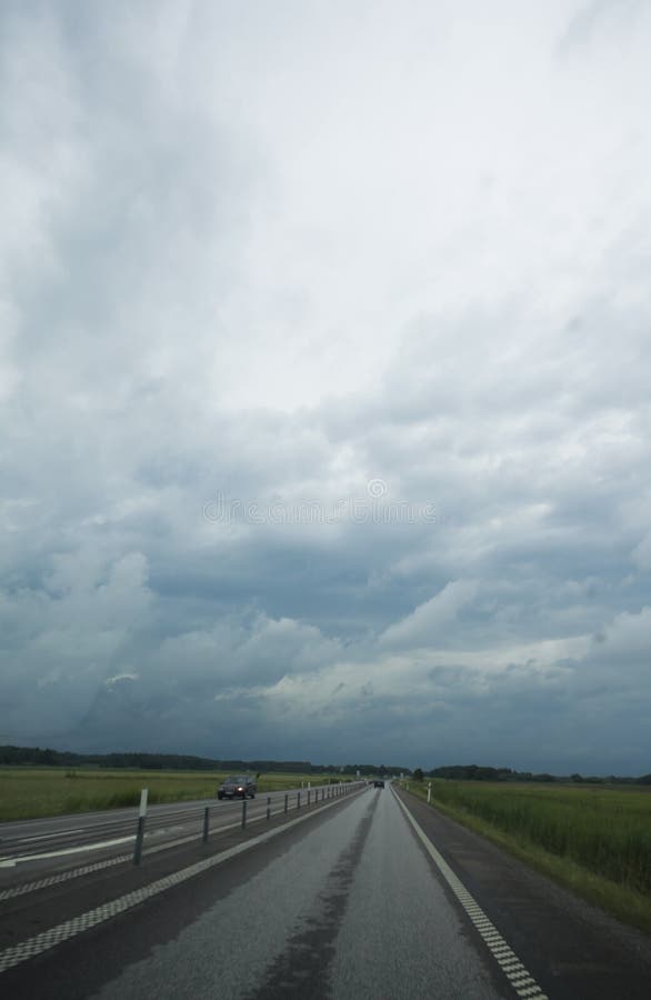 3 lane expressway stock image. Image of divider, road 73984927