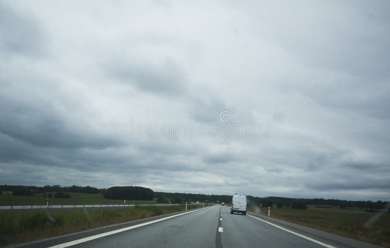 3 lane expressway stock image. Image of divider, road 73984927