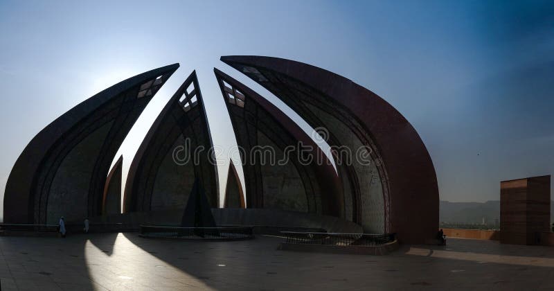 Exterior do monumento nacional, Islamabad Paquistão fotografia de stock Exterior do monumento nacional, Islamabad Paquistão fotografia de stock