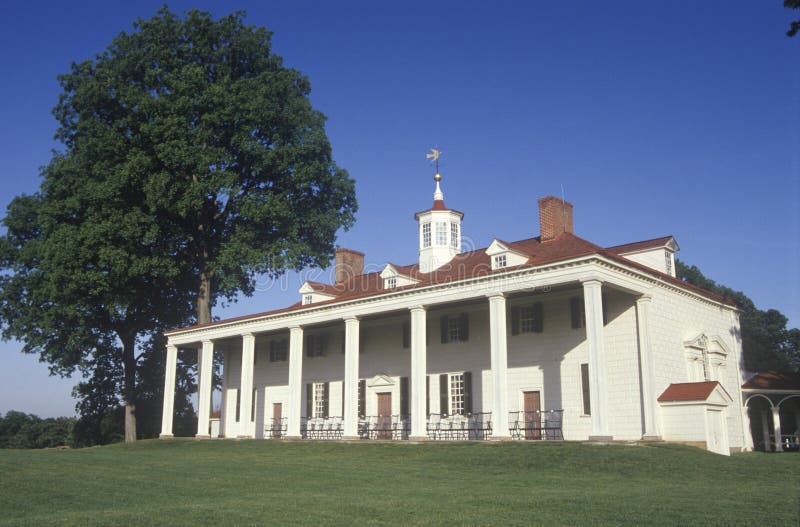 Exterior of Mt. Vernon, Virginia, home of George Washington