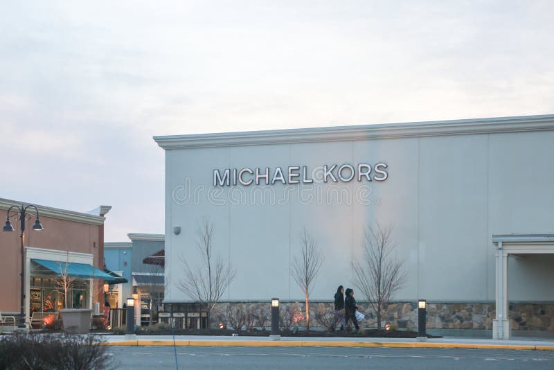 An Exterior View of the Michael Kors Store in Shopping Mall. Editorial  Image - Image of bags, interior: 135625720