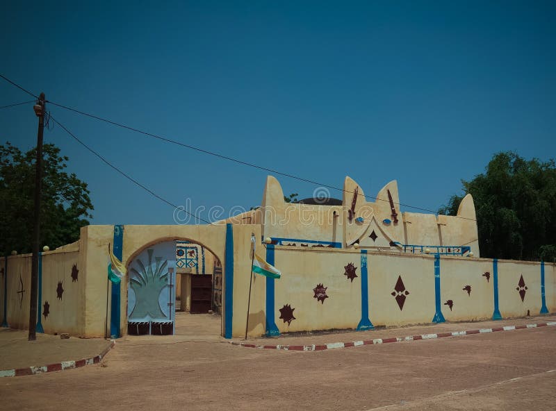 Exterior view to Dosso sultan residence, Niger stock image