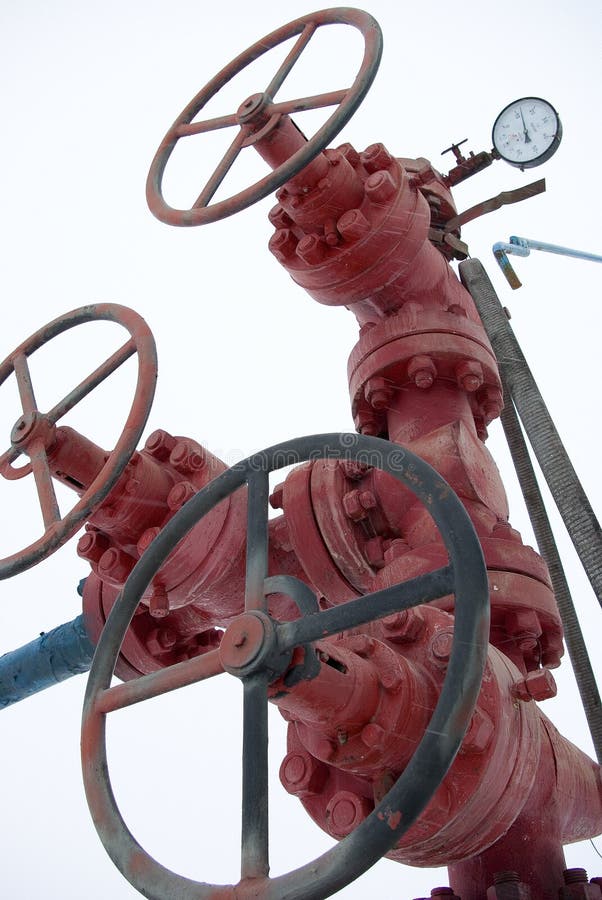 Extraction of oil stock photo. Image of valve, industry 68411254