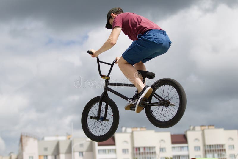 Extreme Bicycle.a Guy on a Bicycle Performs a Risky Leap Editorial ... - Extreme Bicycle Guy Bicycle Performs Risky Leap Extreme Cyclist Performs Trick Central Park Extreme Bicycle Guy 152533990