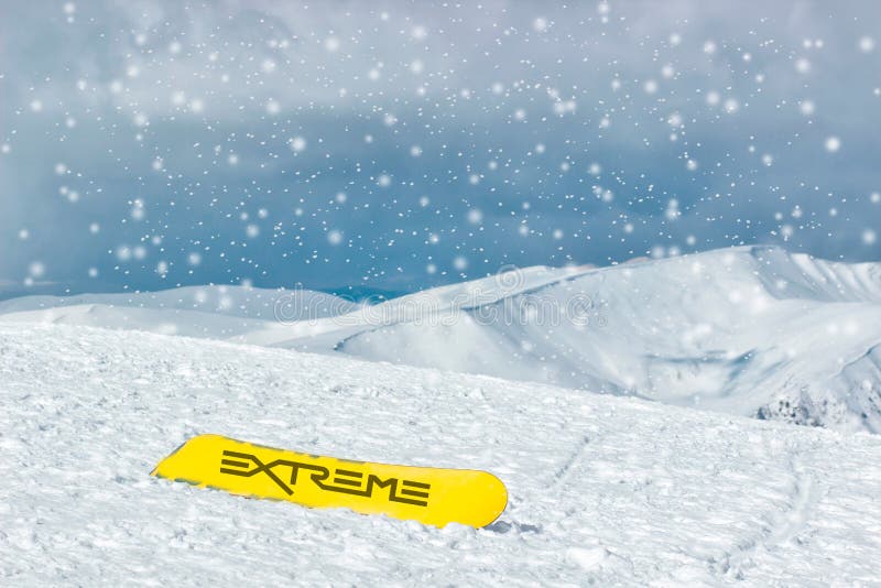 Extreme sport en avonturen Oefening en Gezonde Levensstijl De sport van de winter snowboarding stock afbeelding Extreme sport en avonturen Oefening en Gezonde Levensstijl De sport van de winter snowboarding stock afbeelding