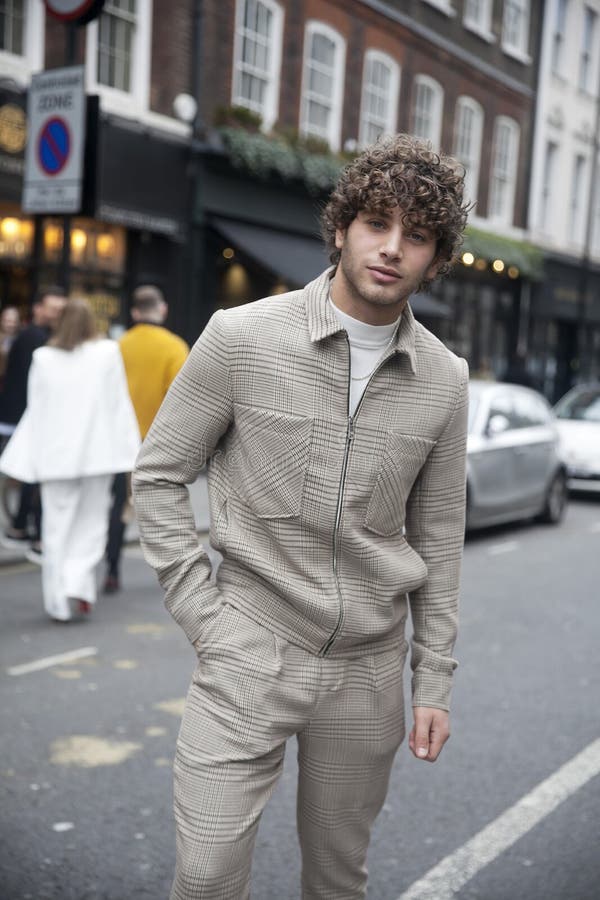 Eyal Booker - Curly-haired Model Who Has Worked with Brands Such As ...