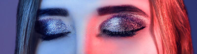 65 Pretty Eye Makeup Looks : brown glitter makeup look  Sparkly eye  makeup, Shimmer eye makeup, Glitter makeup looks