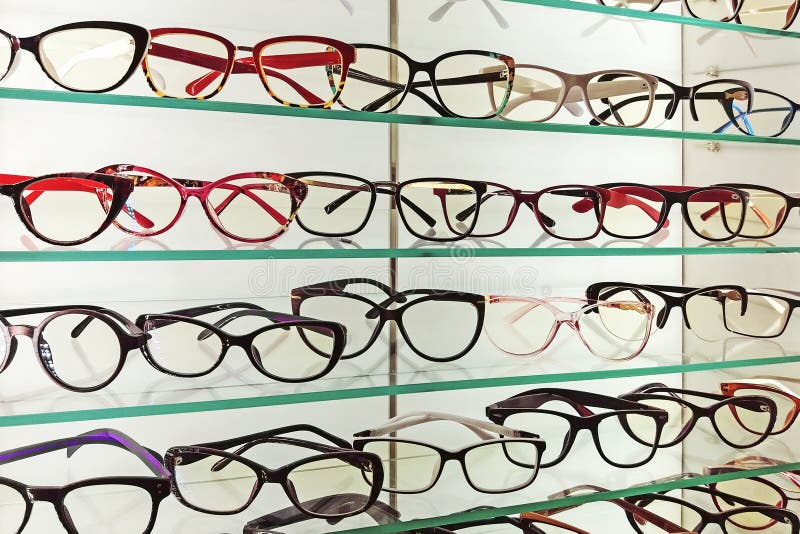 shopping for eyeglass frames