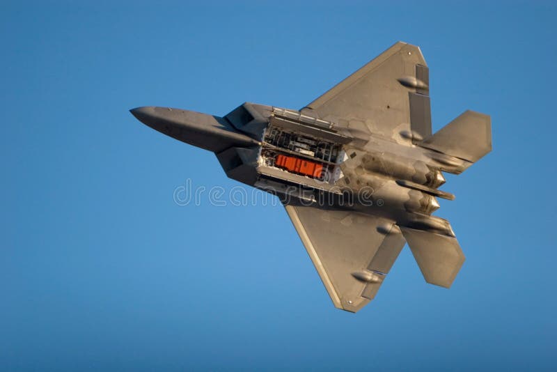 F-22 de vechtersstraal van de roofvogel stock foto's F-22 de vechtersstraal van de roofvogel stock foto's
