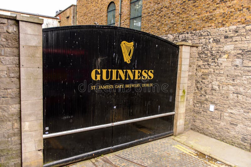 Fabbrica di birra di Guinness, Irlanda fotografia stock libera da diritti Fabbrica di birra di Guinness, Irlanda fotografia stock libera da diritti
