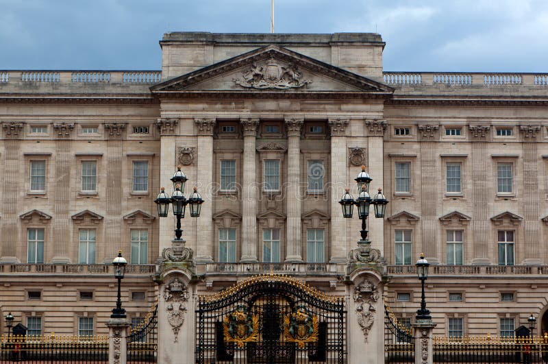 Buckingham Palace. Facade stock image. Image of england - 16152747