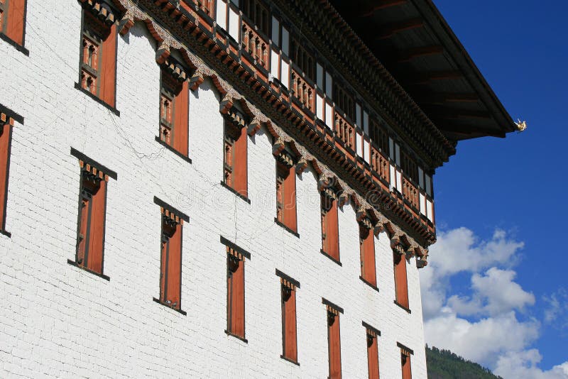 The facade of the dzong of Thimphu, Bhutan, was painted in white royalty free stock photography The facade of the dzong of Thimphu, Bhutan, was painted in white royalty free stock photography