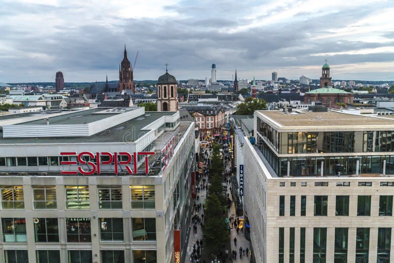 Esprit store in London, UK editorial photography. Image of brand 33931237