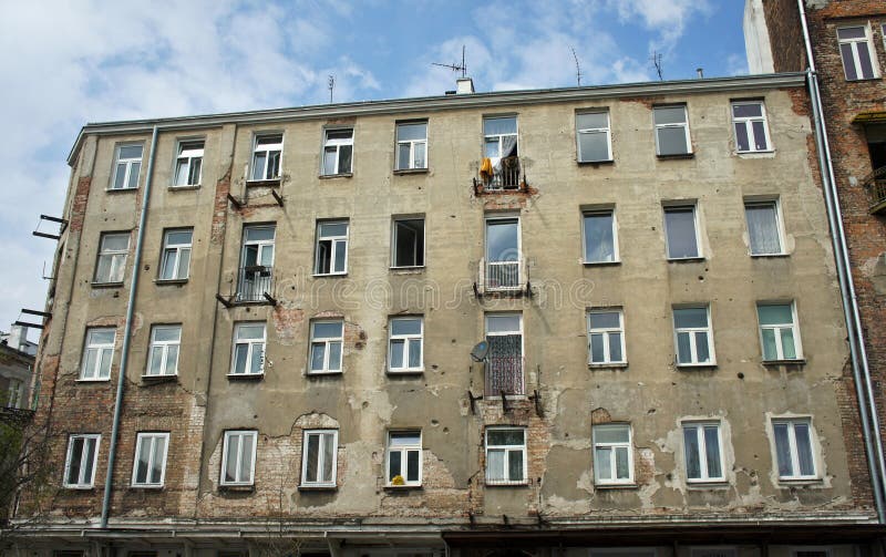 The Facade of the House, Traces of Bullets, the Second World War