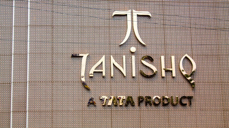 Tanishq – Shop the best gold and diamond jewellery designs from India's  favorite online jewellery store