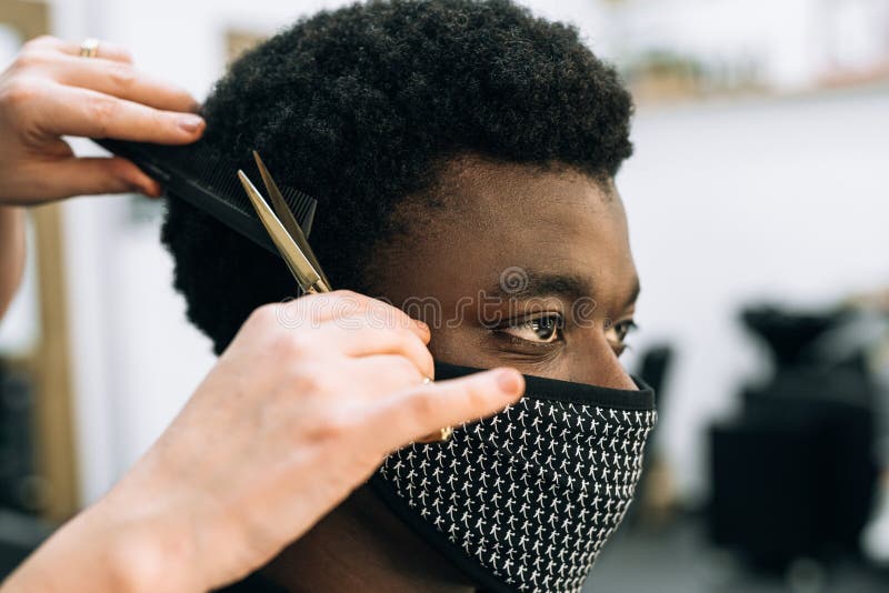 Black Guy in a Hair Salon with a Coronavirus Mask Stock Image - Image of  covid19, customer: 184455887