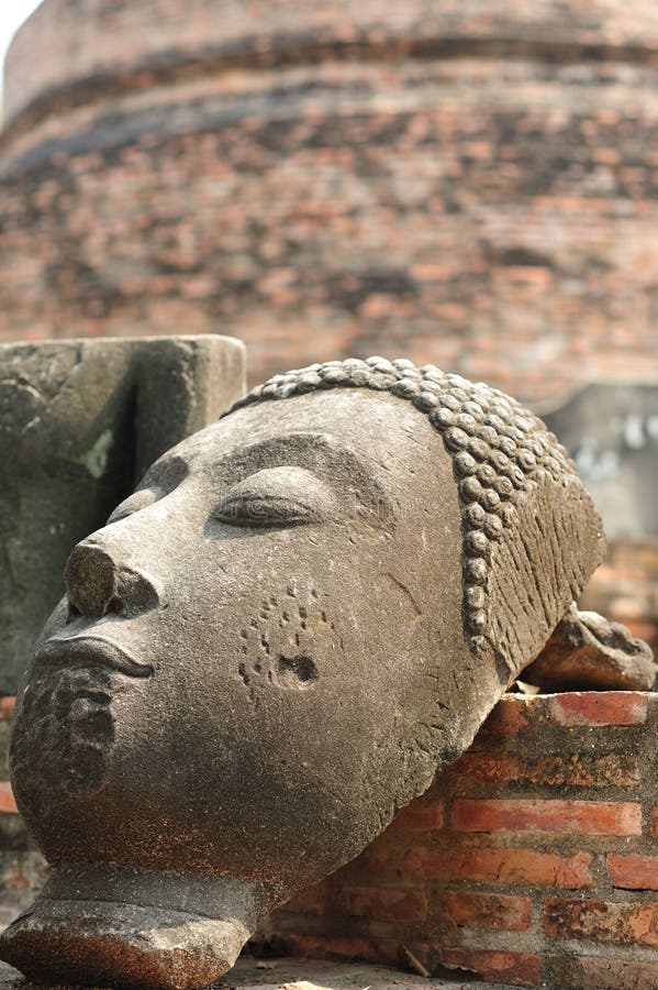 Face of buddha