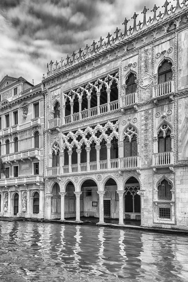 Fachada de Palazzo Santa Sofia aka Ca D& x27; Oro, Venecia, Italia imagen de archivo Fachada de Palazzo Santa Sofia aka Ca D& x27; Oro, Venecia, Italia imagen de archivo