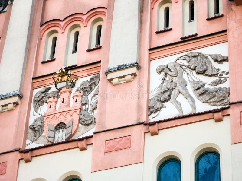 Placa Com Revestimento De Armas Emblema Nacional E Tradução De Texto Do  Inglês : República Polonesa. Terra Firme. Foto de Stock - Imagem de azul,  naturalize: 218567948