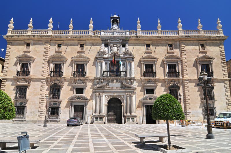 Fachada del Chancilleria real de Granada, plaza Nueva, Granada, Andalucía, España foto de archivo Fachada del Chancilleria real de Granada, plaza Nueva, Granada, Andalucía, España foto de archivo