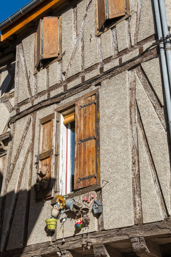 Fachwerkhaus in Soreze-Dorf, Frankreich lizenzfreie stockbilder Fachwerkhaus in Soreze-Dorf, Frankreich lizenzfreie stockbilder