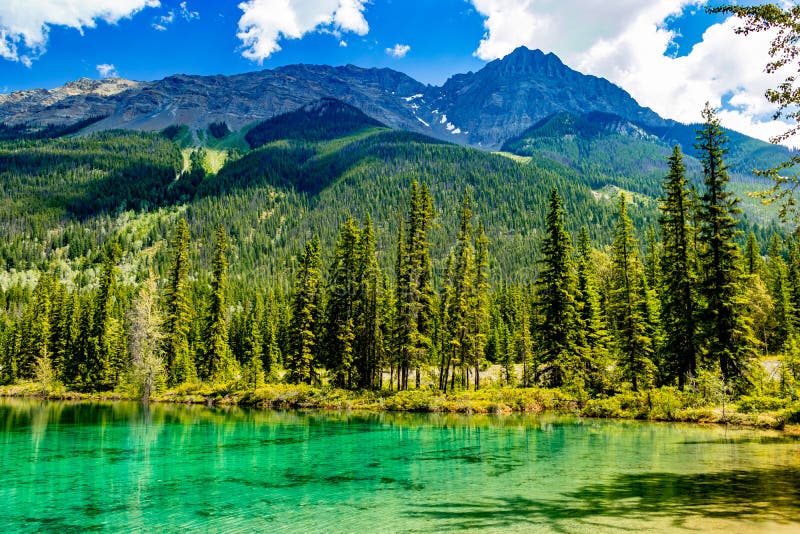 110 Emerald Lake Sunset Yoho National Park Stock Photos - Free &  Royalty-Free Stock Photos from Dreamstime