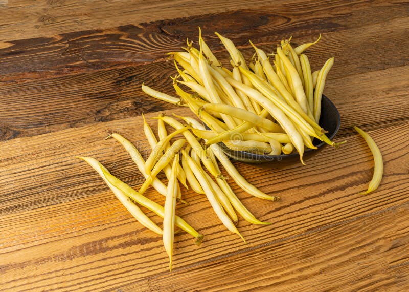 Fagioli Gialli Francesi Fagioli Di Stringa, Pile Di Fagioli Di Cera Freschi fotografia stock