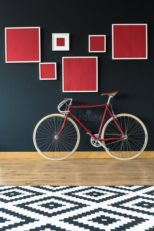 Fahrrad In Der Wohnung Stockbild Bild Von Wohnung Fahrrad 95303461
