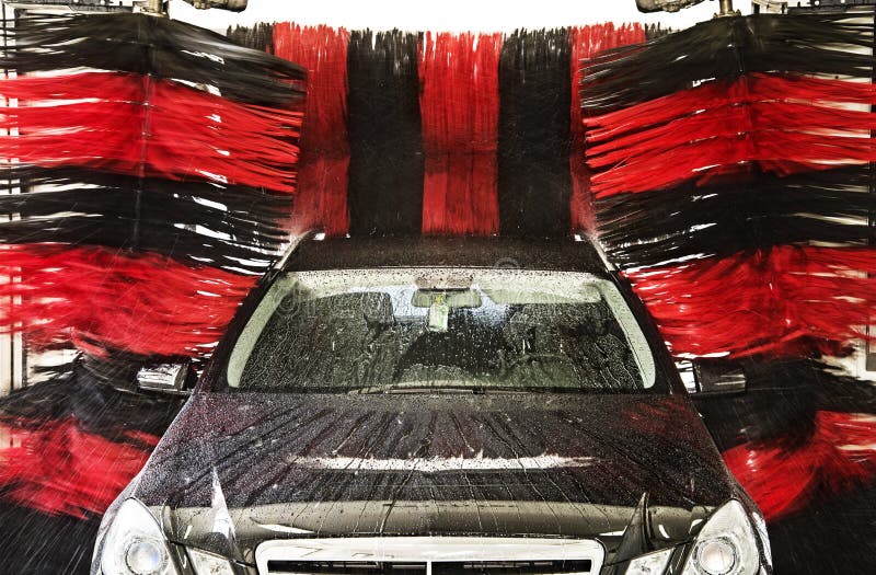 Fahrzeug in Einer Waschanlage Stockbild Bild von auto, feuchtigkeit