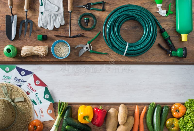 Faisant du jardinage et cultivant la bannière photos libres de droits Faisant du jardinage et cultivant la bannière photos libres de droits