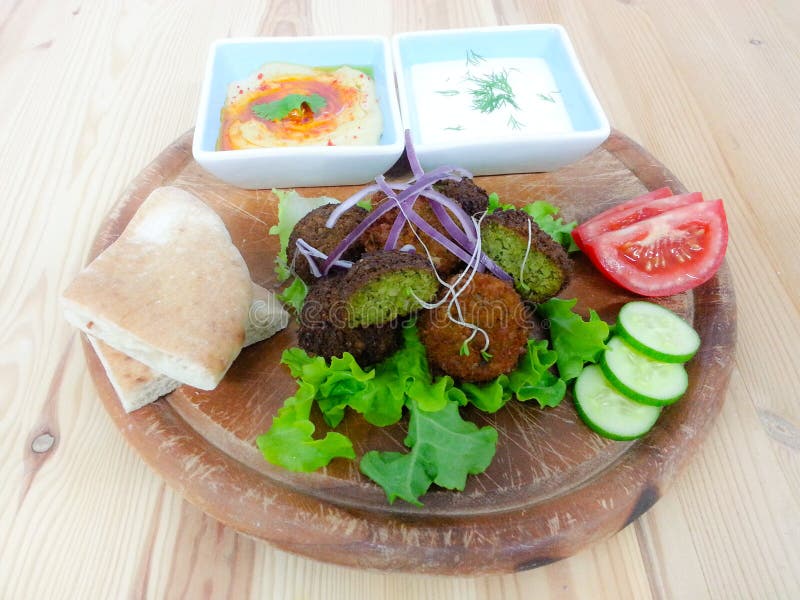 falafel royalty-vrije stock afbeeldingen falafel royalty-vrije stock afbeeldingen