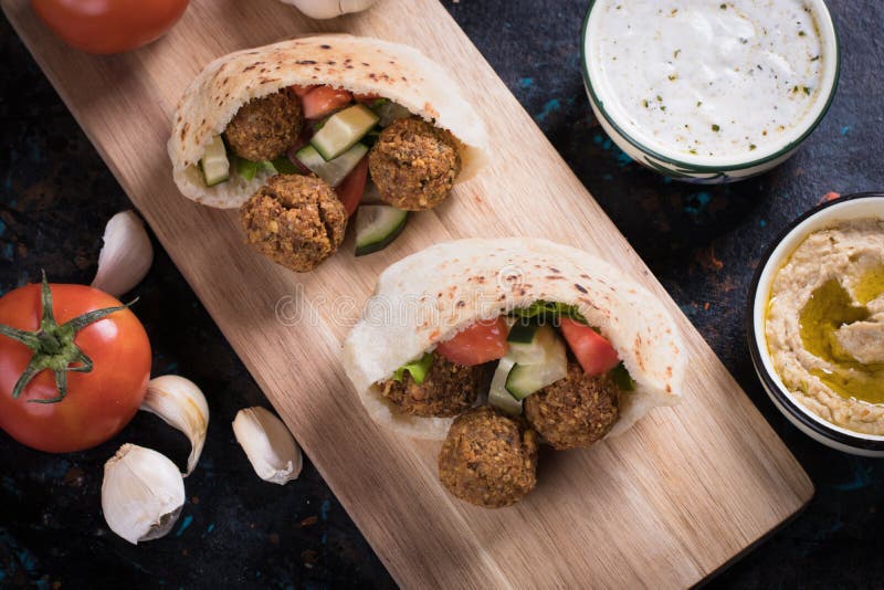 Falafel, palle fritte del cece fotografie stock Falafel, palle fritte del cece fotografie stock