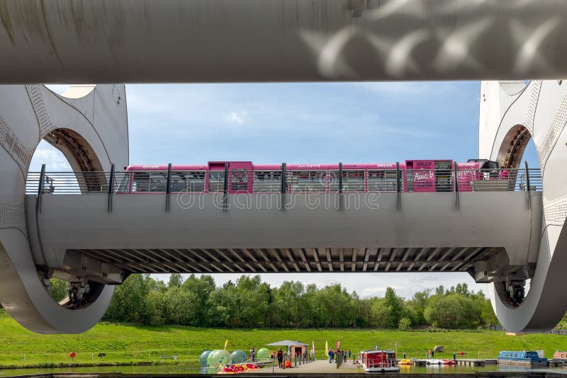 Launch in Falkirk Wheel, rotating boat lift in Scotland